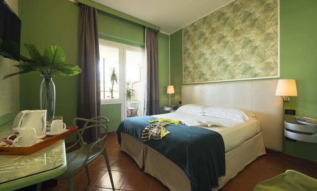 Superior King Room,1274392366:JPEG