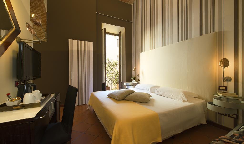 Queen Room with Single Bed,1209451726:JPEG